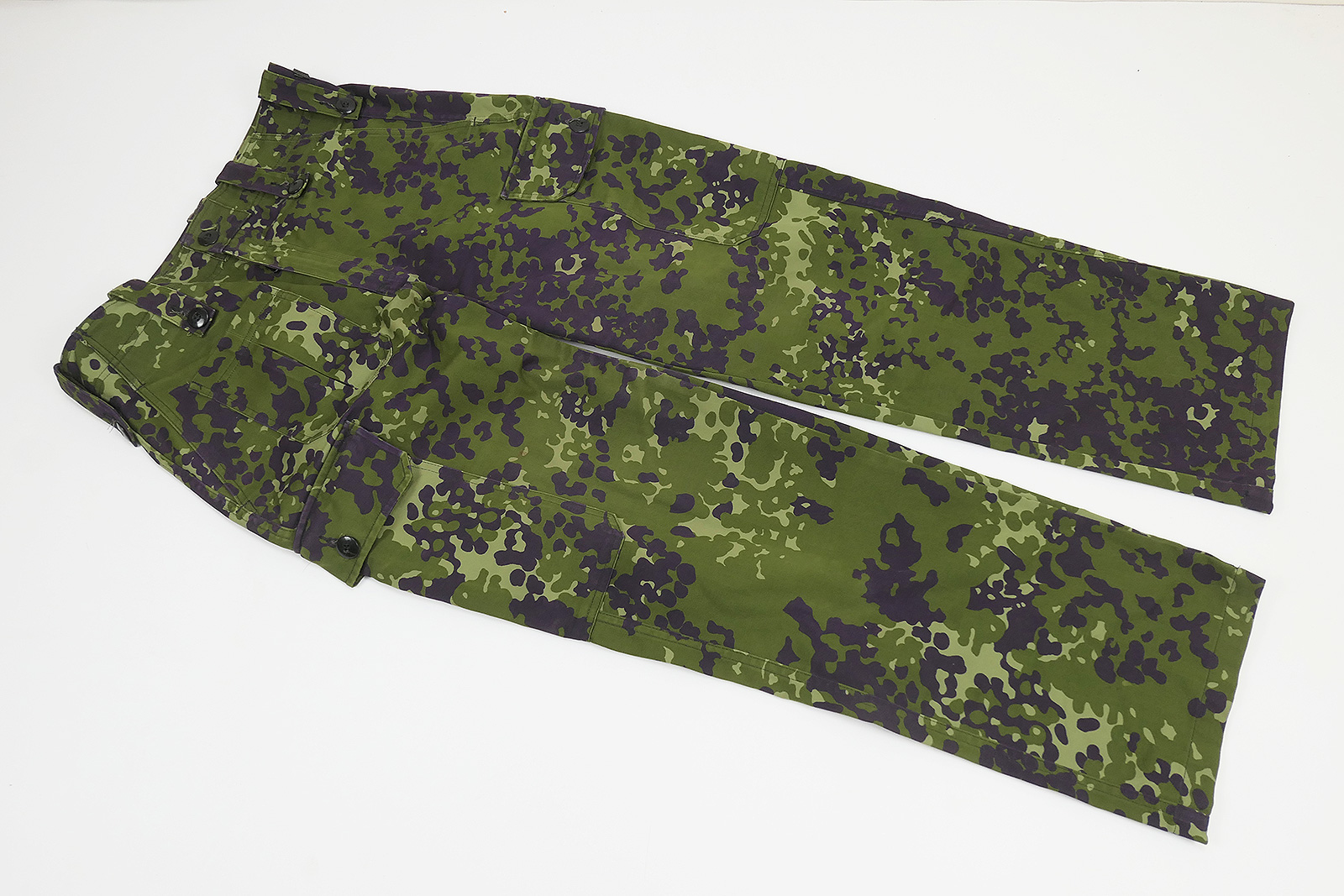 P1550975 Dänemark Combat camouflage trousers grün Flecktarn HMAK 1987 Feldhose Tarnhose DK Gr.7.2