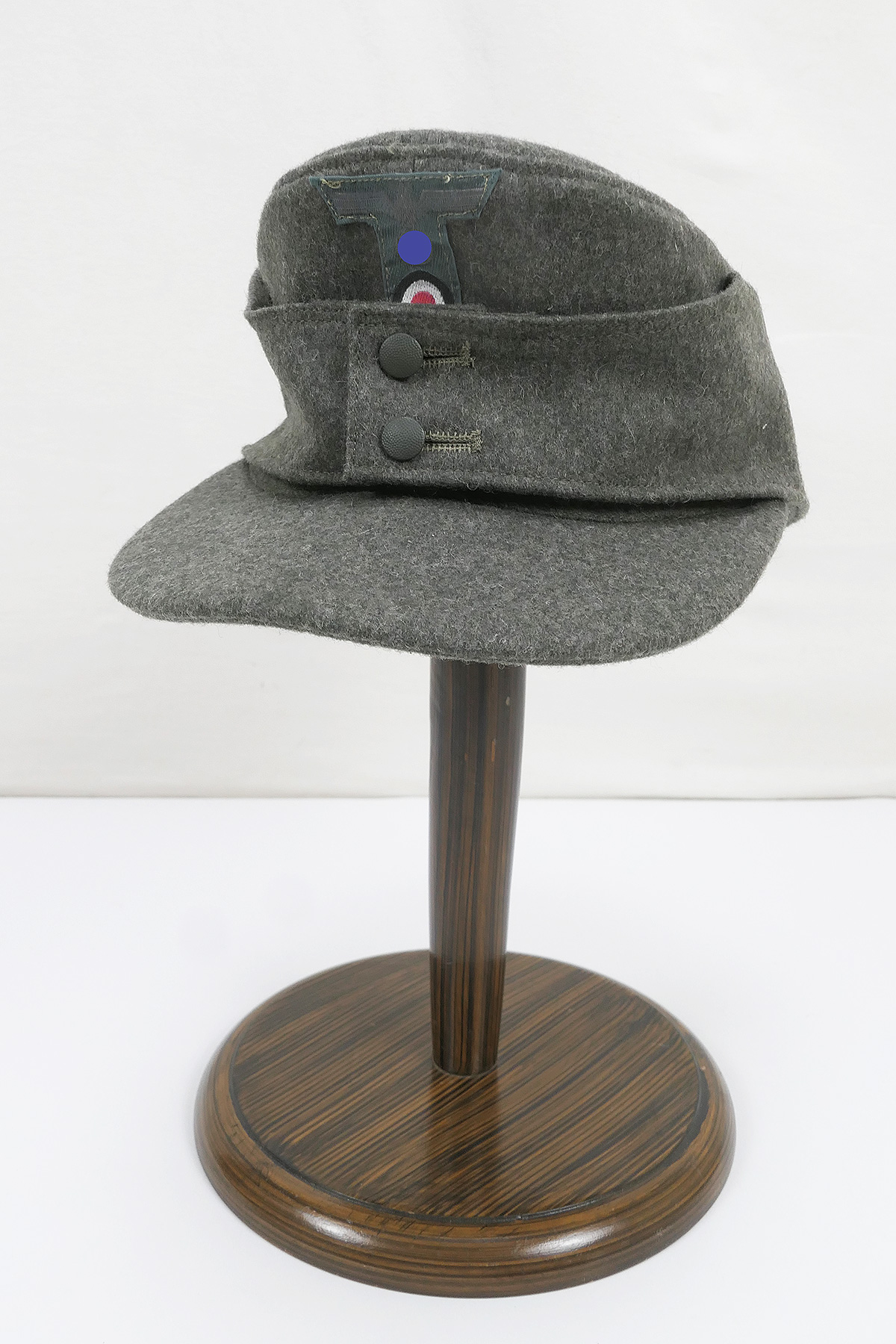 Wehrmacht M43 Feldmütze Heer Gr.57 mit Effekten