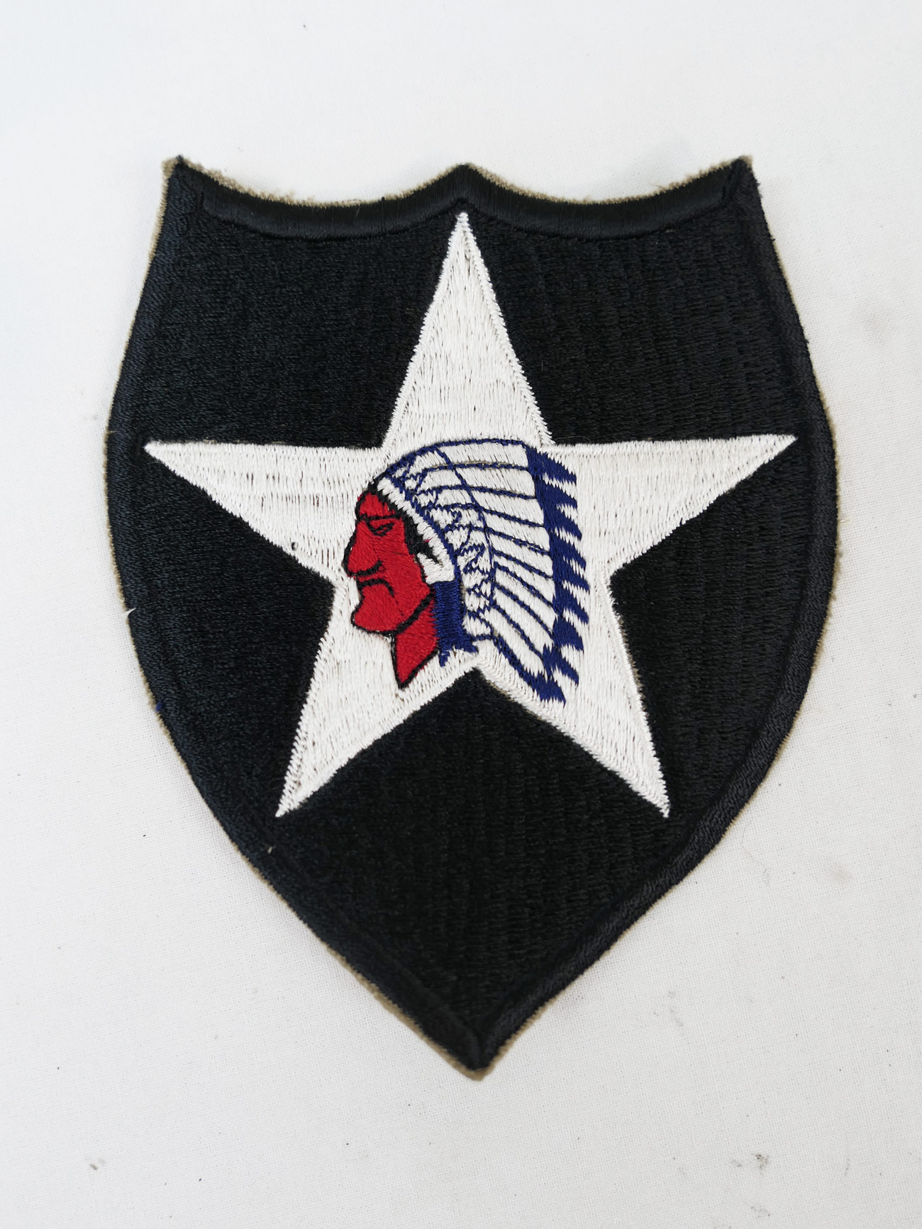 P1340829 US Army 2nd Infantry Division patch indian head