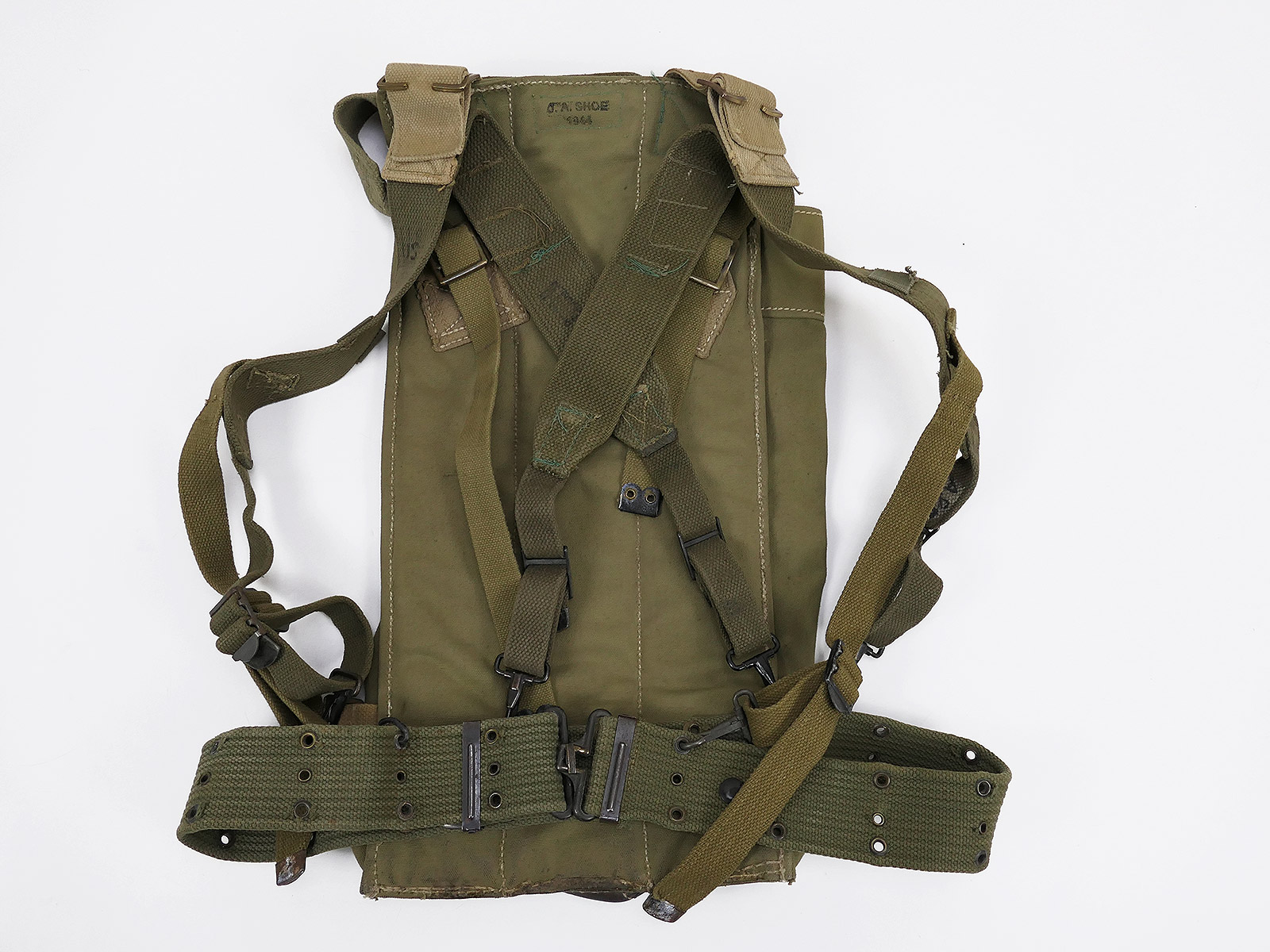 P1524180 #C US ARMY Set  Bazooka Bag suspenders Belt System / Tasche für 3 Panzer Abwehr Raketen Munition