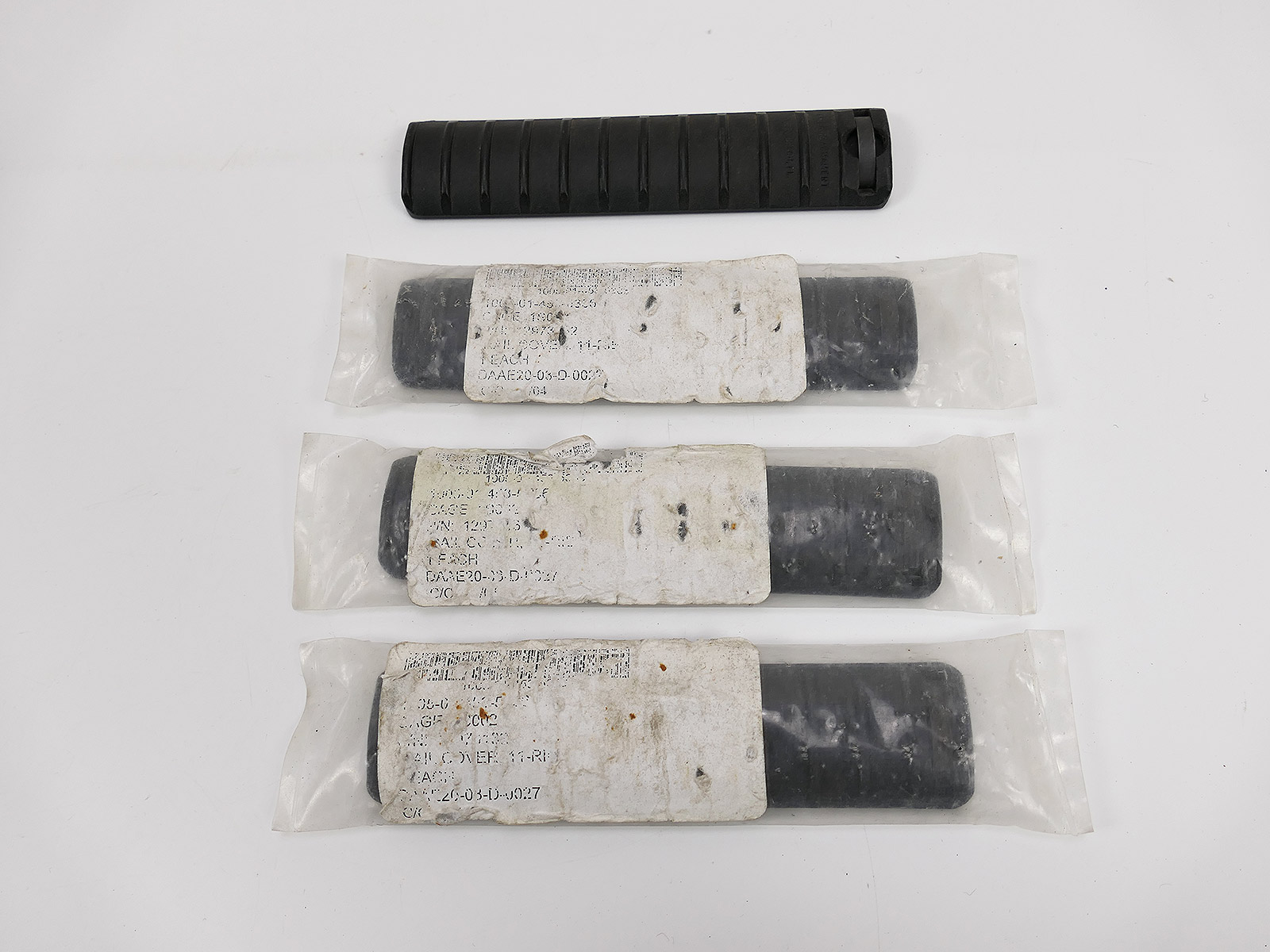 1x Stück Original US ARMY KAC Knights Armament 6 Rib Rail Panel cover ...