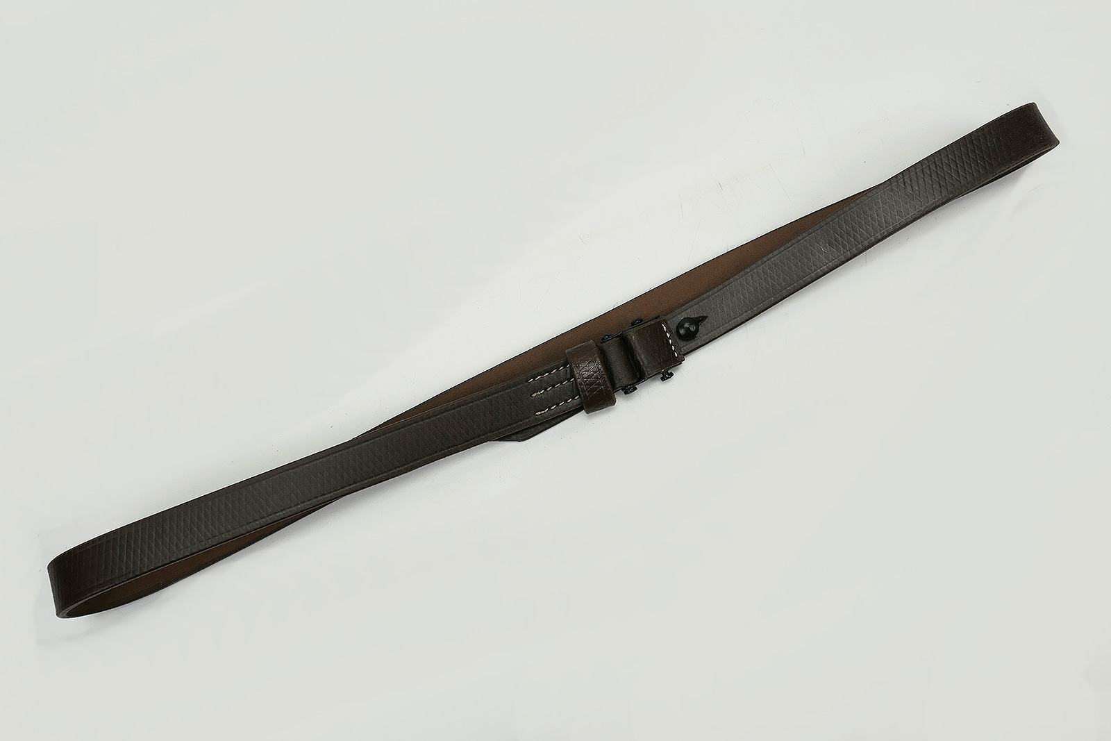 Wehrmacht MP40 MP38 Riemen Braun / Leder Trageriemen Lederriemen + Niete