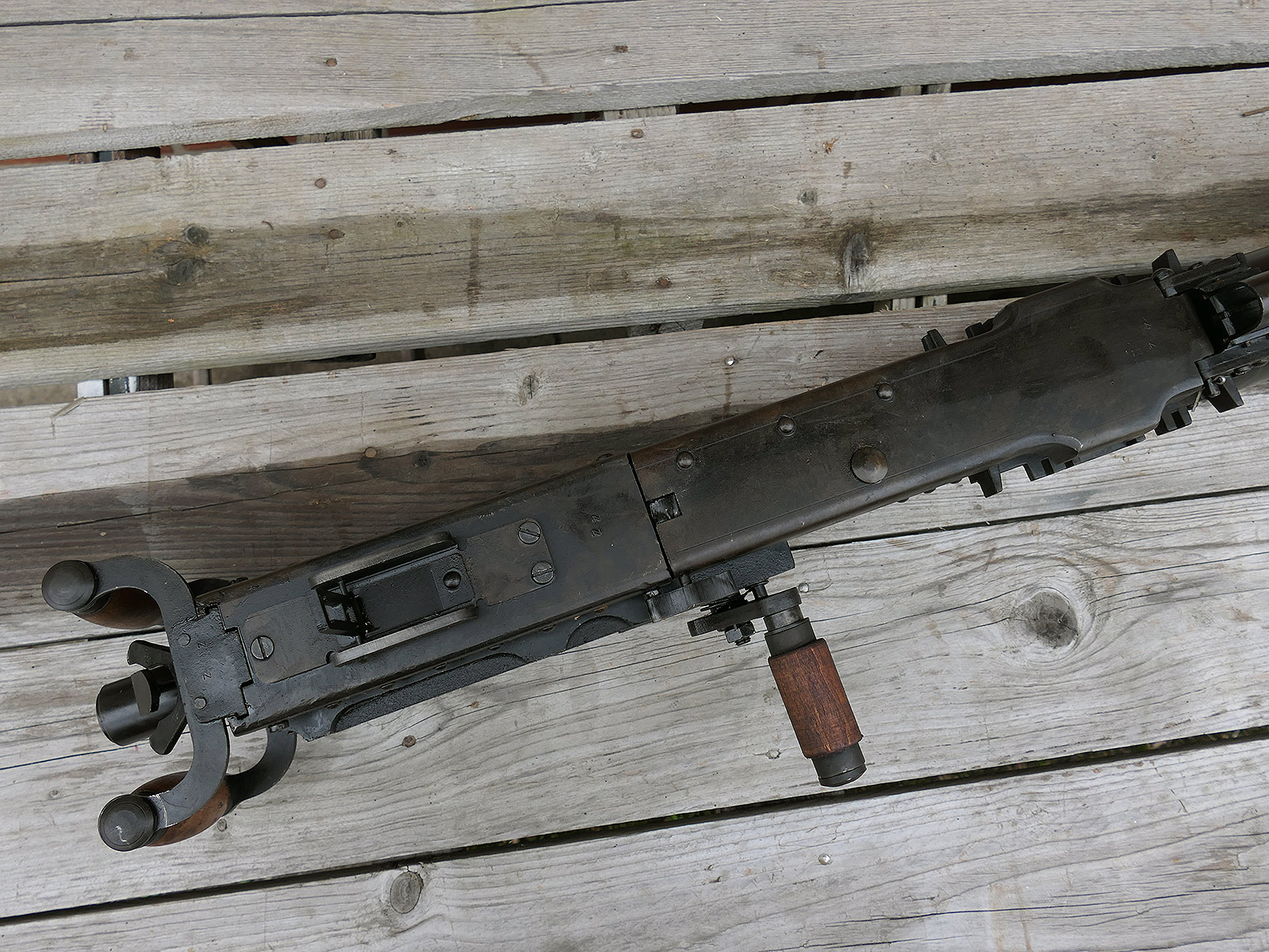 #A Browning Machine Gun MG Cal. 50 M2 Jeep Lafette Tripod - Modell - 1:1 Metall Nachbau Lauf zerlegbar
