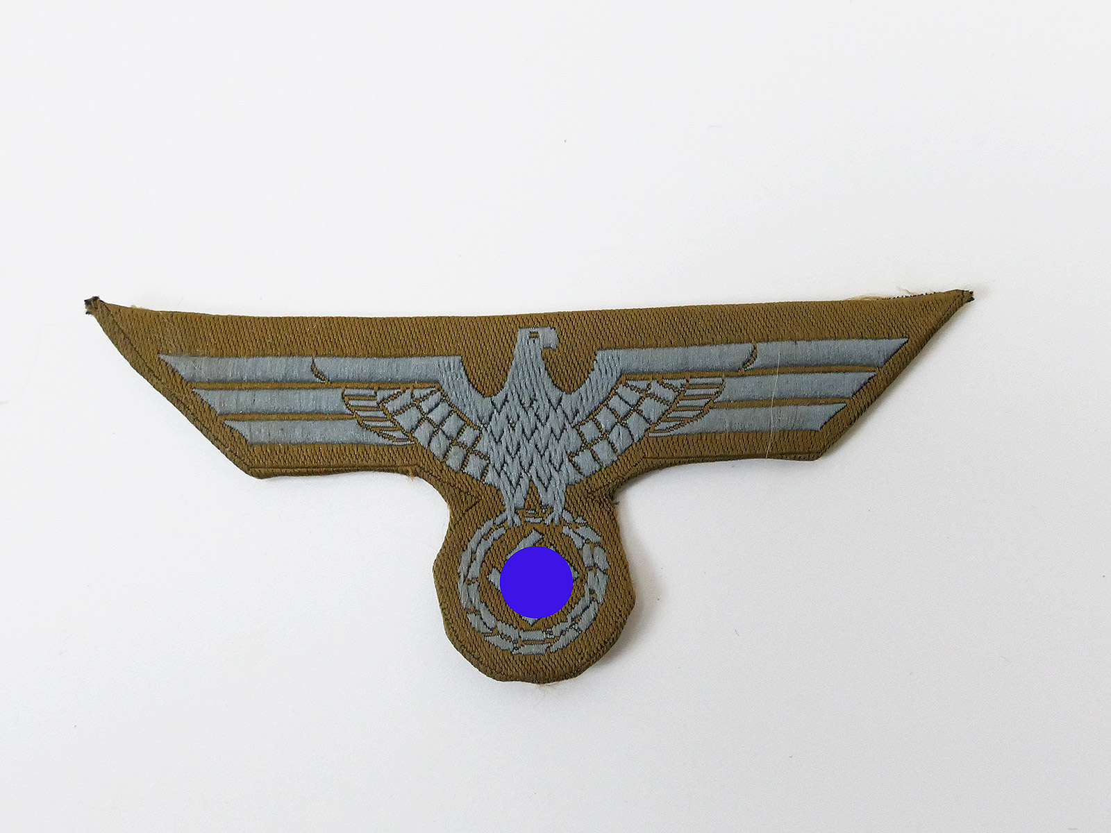 DAK Tropen Uniform Brustadler gewebt für Tropenbluse Heer UV neutral ausgeschnitten und gefaltet
