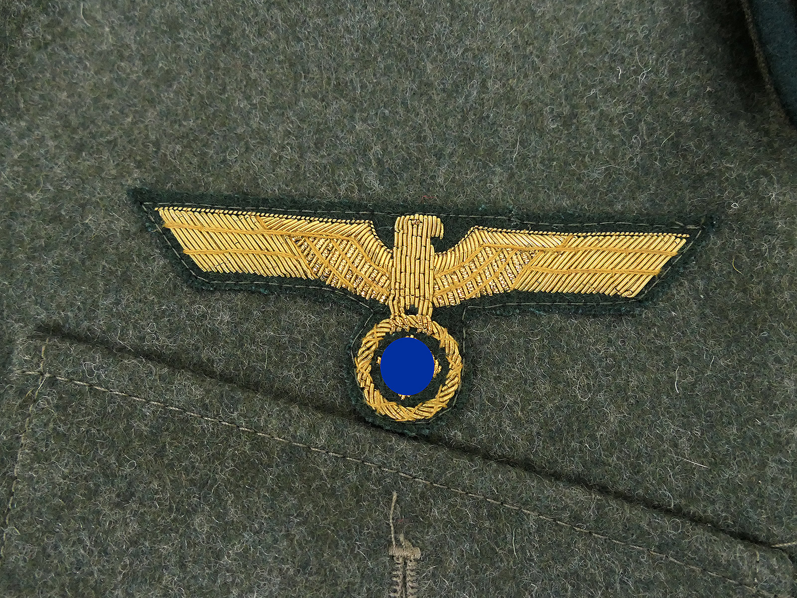 P1716256