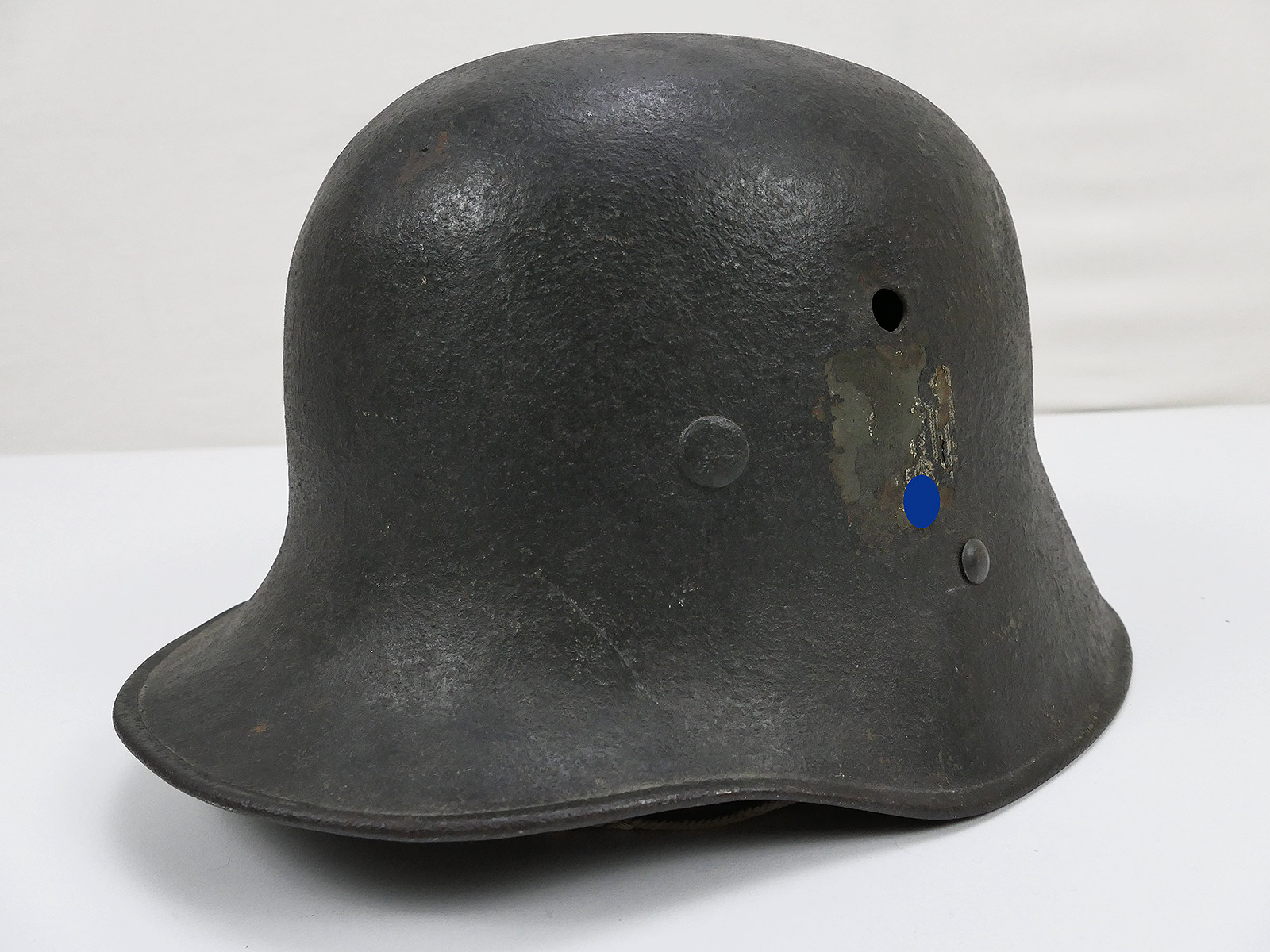 Wehrmacht Heer M18 Stahlhelm Hörnerhelm mit Innenfutter u. Kinnriemen