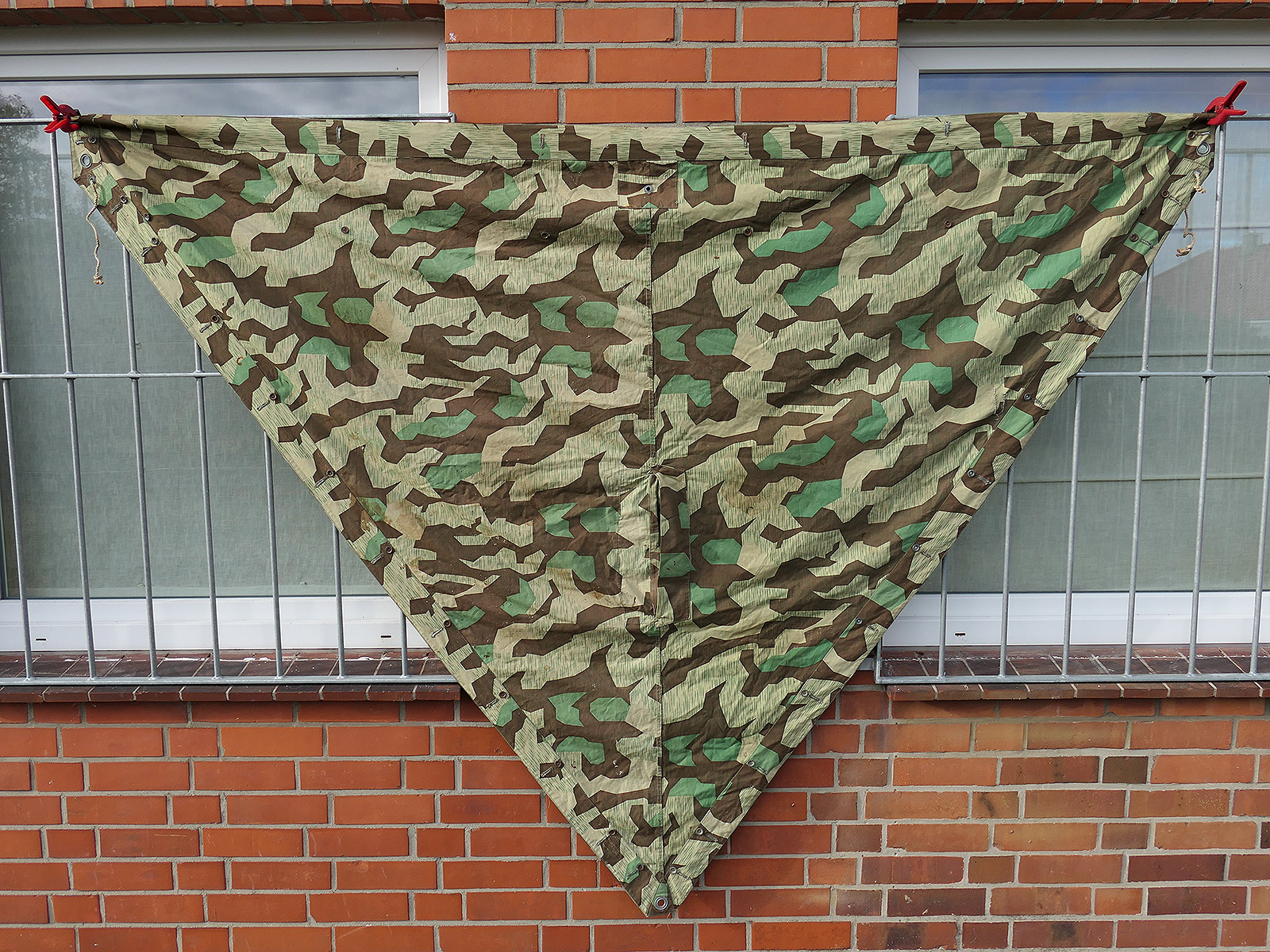 Wehrmacht Späte Original Zeltplane M31 splittertarn - RBNR. - Zeltbahn Tarnzeltbahn SEHR SCHÖN BATTLE WORN