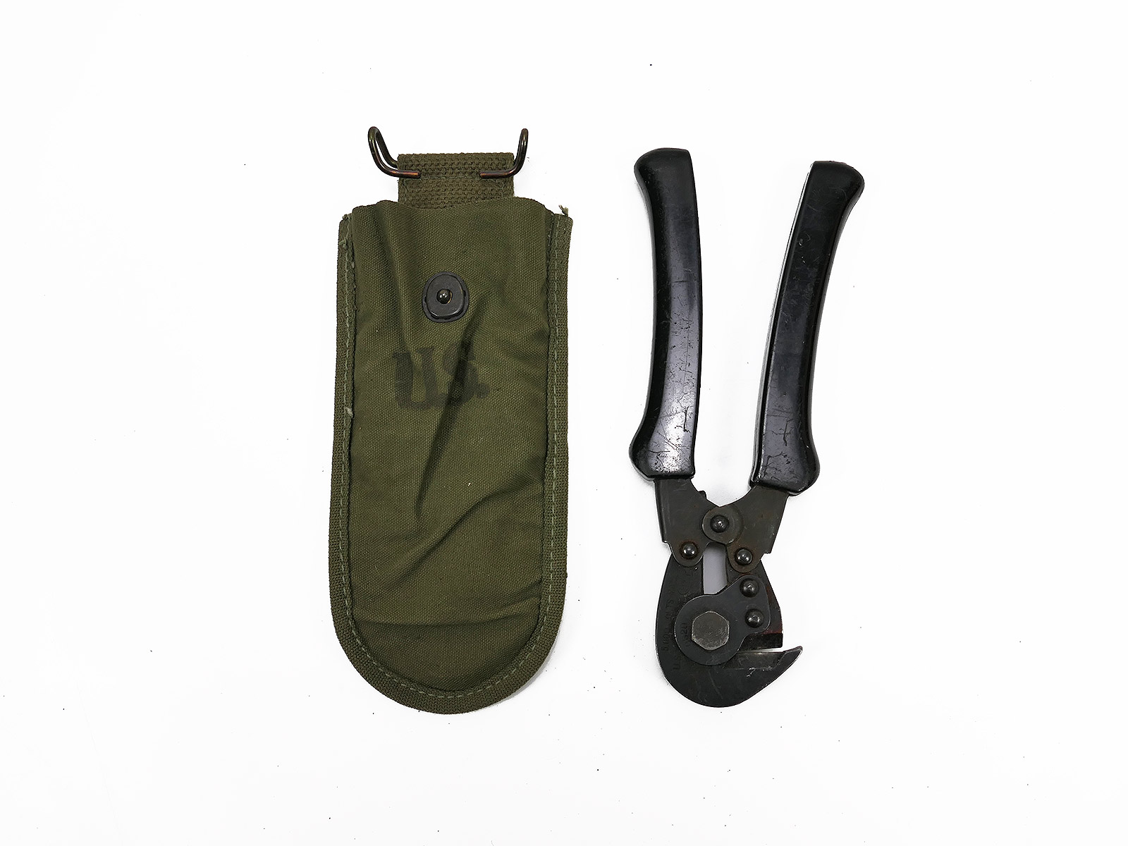 US ARMY WW2 Wire Cutter M-1938 Drahtschere Kabelschneider Engineer tool + Tasche 1944 COLLECTION Battle Worn