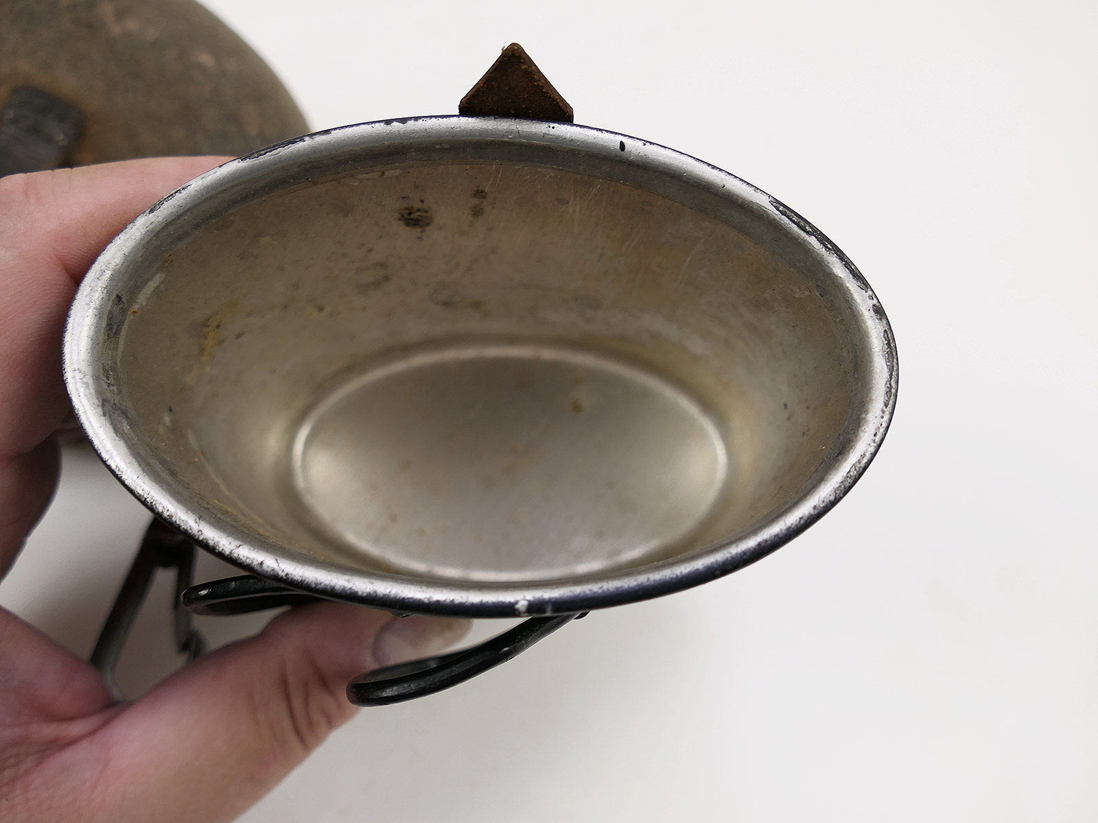 Wehrmacht Feldflasche mit Alu Becher COLLECTION BATTLE WORN