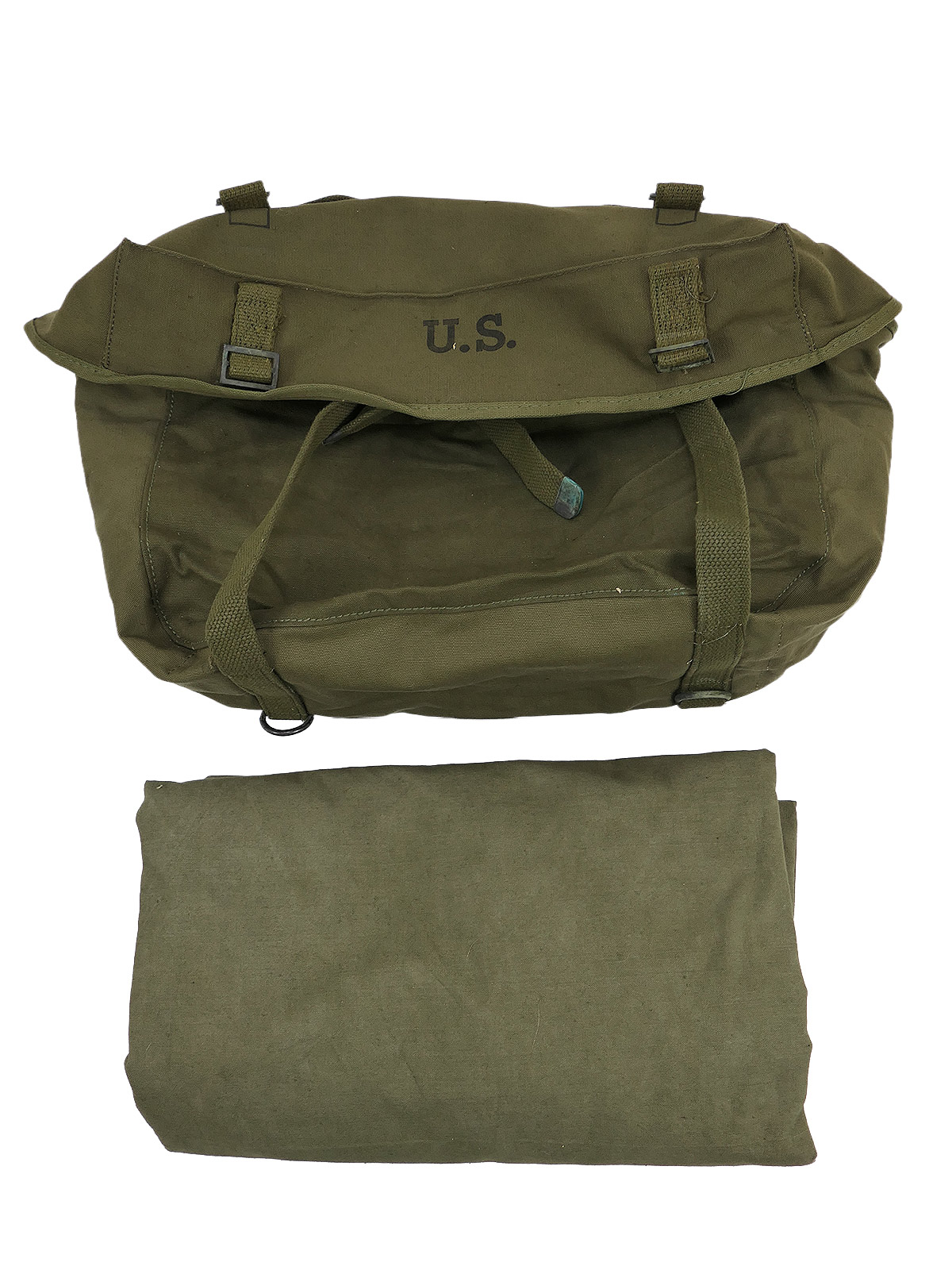 US Pack Field Cargo M-1945 Tasche mit US Shelter Zeltbahn Zeltplane 1945 oliv