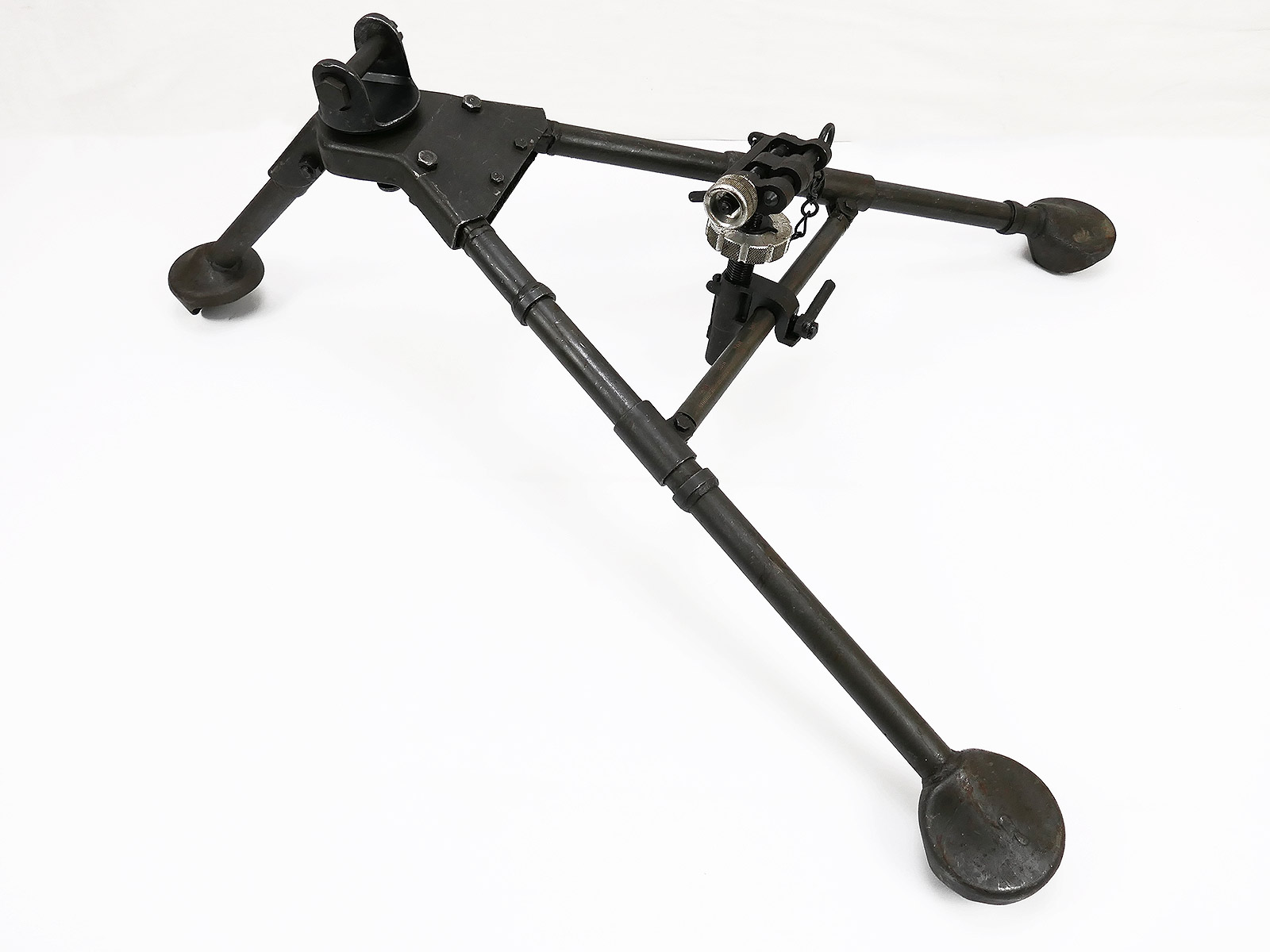 US Mount Tripod für Browning Cal.30 M2 Dreibein Erd Lafette + Pintle T&E Aufsatz 1945