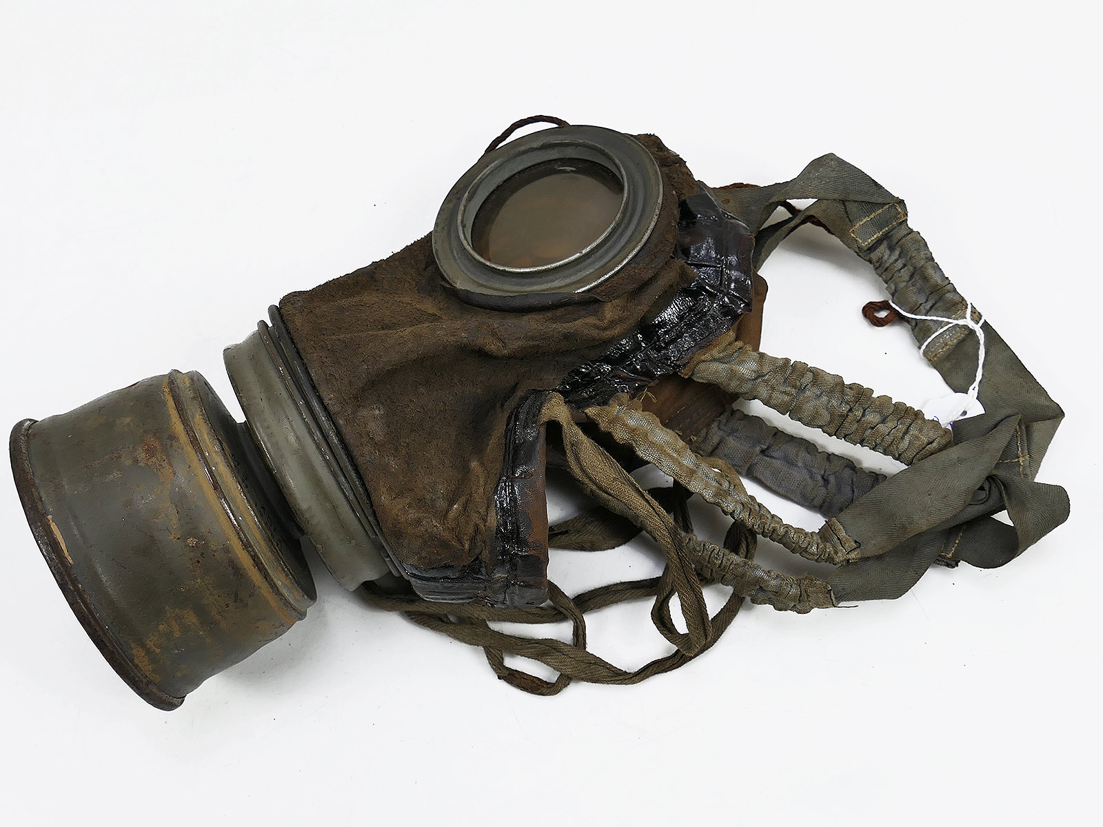 WK1 Original Leder Gasmaske M17 + Filter in Original Bereitschaftsbüchse COLLECTION BATTLE WORN