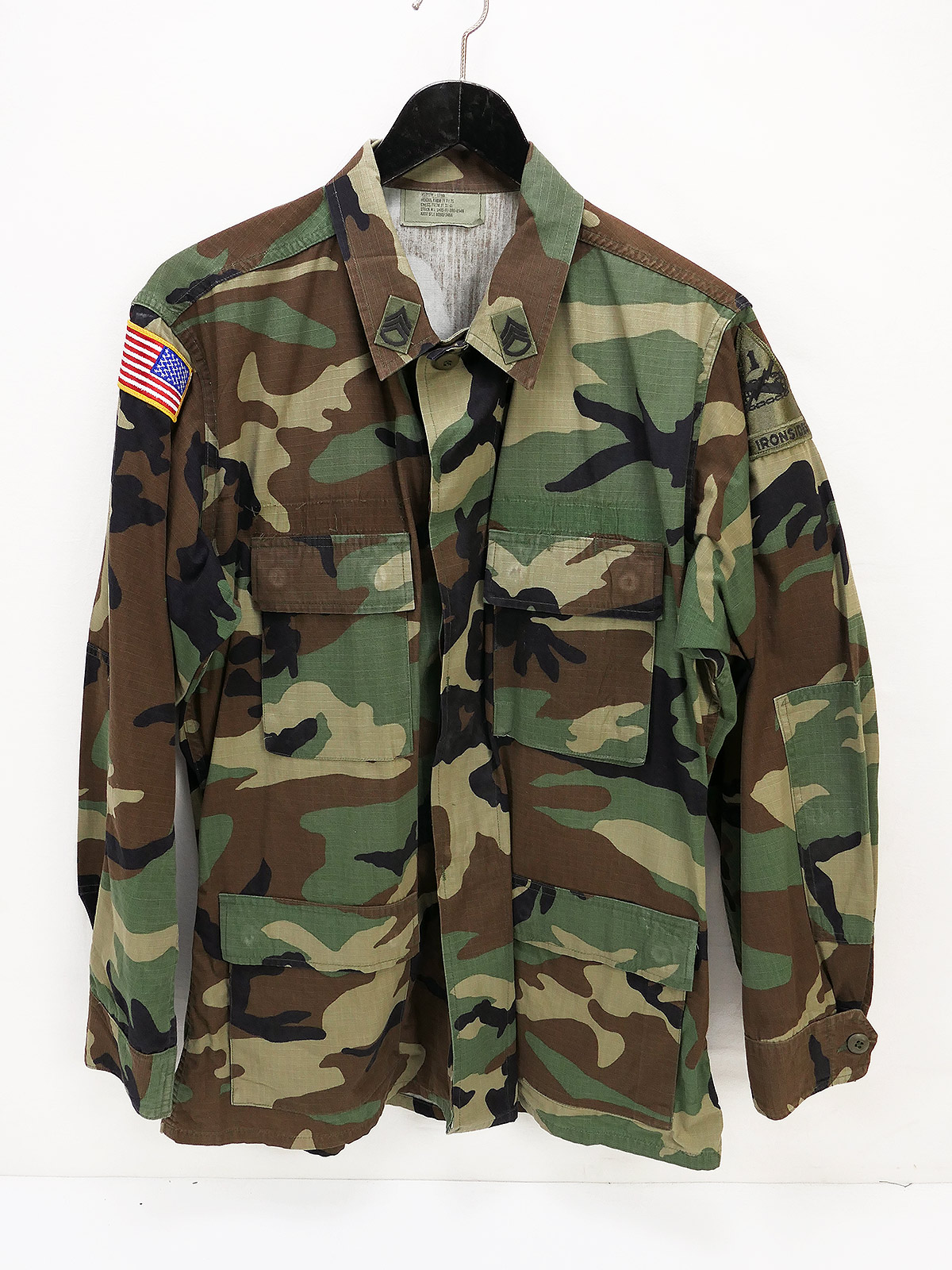 P1704602 US Army Feldhemd Coat Woodland Camouflage Combat Old Ironsides Medium Long