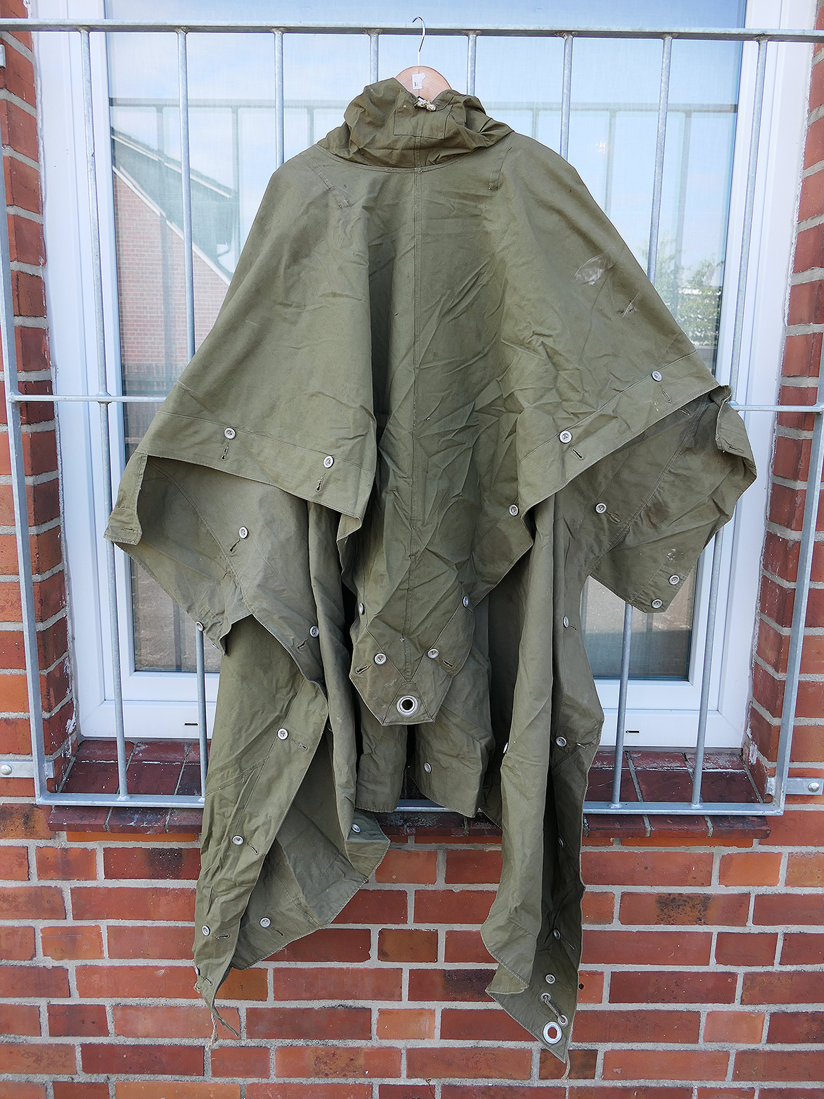 Original Bundeswehr Poncho / Zeltbahn / Zeltplane feldgrau alte Art SAMMLUNG
