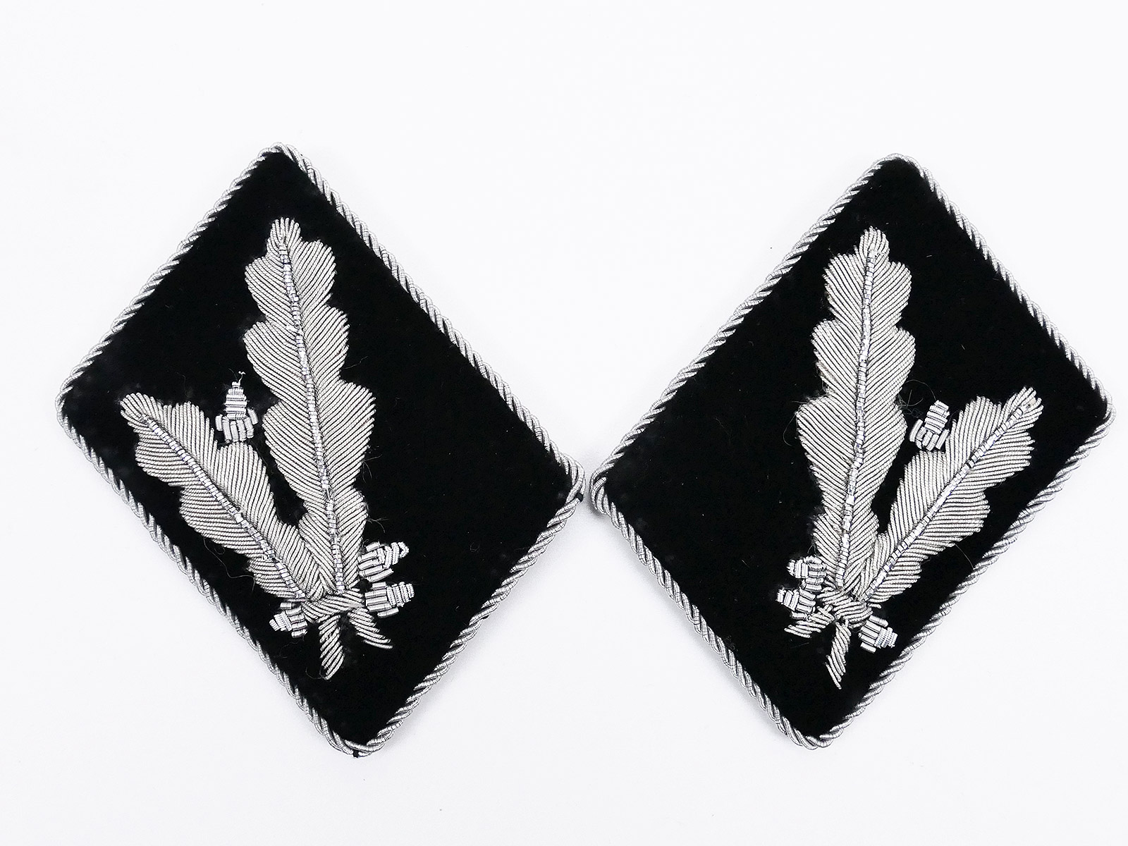 SS Dienstgradabzeichen / Kragenspiegel Oberführer flache Variante Museumsanfertigung