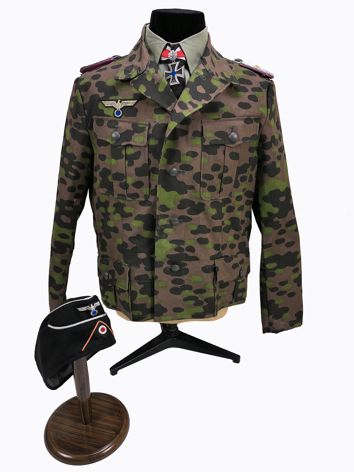WH Panzertruppe Uniform Ensemble Tarnjacke des Otl. A. Schulz Viertaschenrock POLYSPOT Ritterkreuz