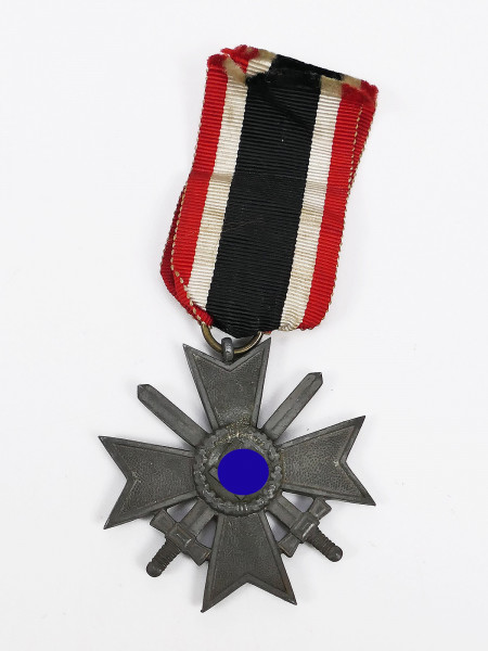 Original Kriegsverdienstkreuz 2.Klasse mit Schwertern KVK 1939 am Band Hersteller "5"