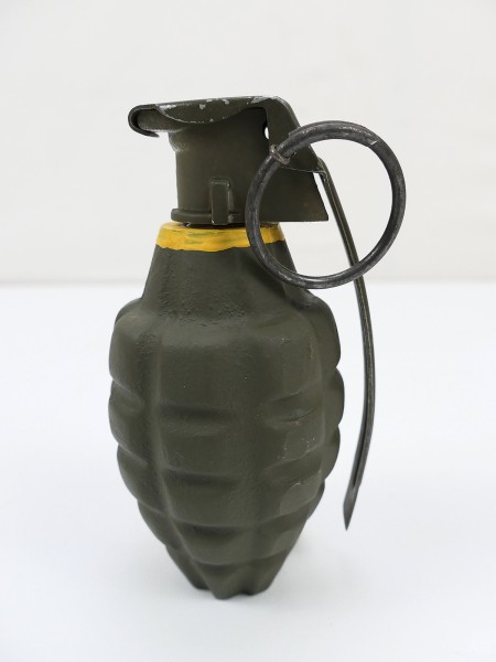 US ARMY DEKO MK2 Grenade Pineapple Ananas Handgranate Metall zerlegbar