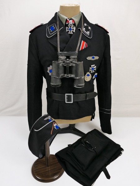 Uniformensemble OStBFü Joachim Peiper Panzerjacke Schiffchen LSSAH Leibstandarte Panzerhose