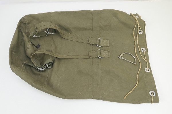 #A Original Bundeswehr Seesack mit Verschlußbügel