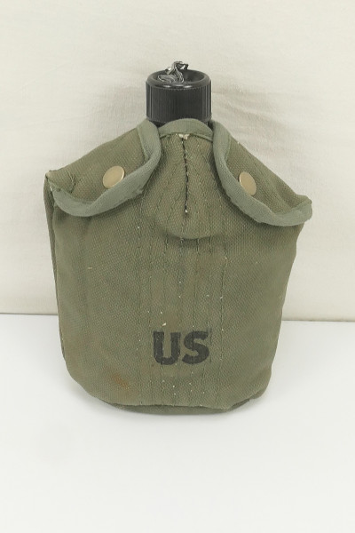 TYP US Army Vietnam Feldflasche mit Bezug und Repro Becher