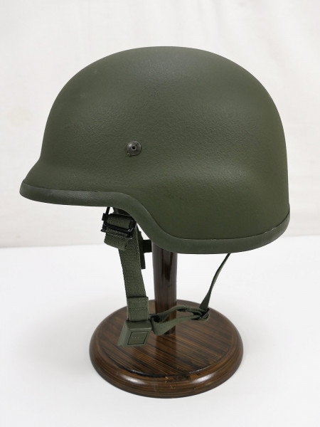 BW Original Bundeswehr Gefechtshelm Gr. 58-60 INDUYCO München TOP aber Kinnriemen defekt