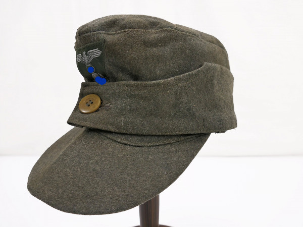Waffen SS Campstyle M43 Einknopf Feldmütze Wolltuch mit Trapez Effekten Baschlikmütze Gr.59+