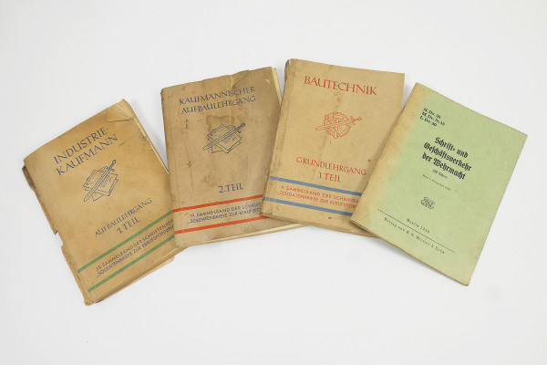 Kleines Wehrmacht Broschüren Bücher Konvolut Soldatenbriefe zur Berufsförderung 1939-1942