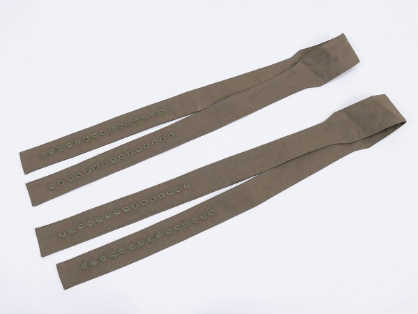 1x Paar Koppeltragehilfe Koppelhakenträger für die Feldbluse / Uniformjacke