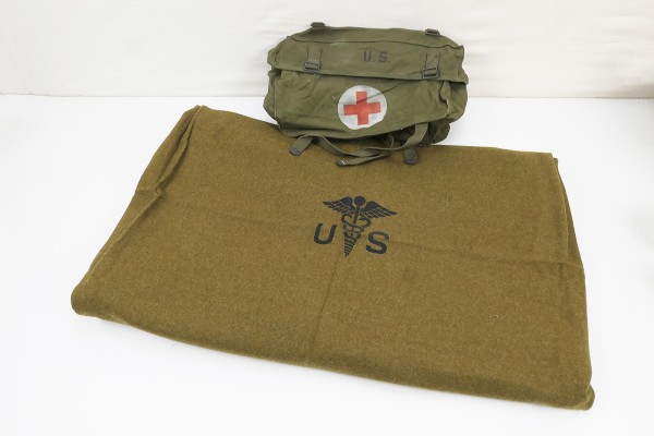 #1 US Sanitäter Pack Field Cargo M-1945 Tasche + Wool virgin Blanket Aesculab Decke Red Cross