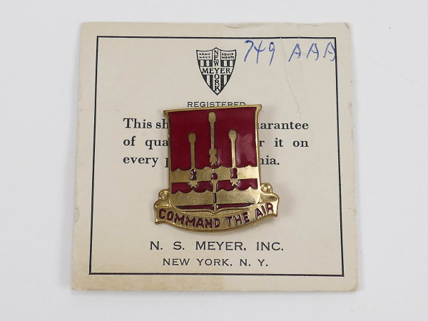 US WW2 Military Unit Crest Insignia 749th Anti Aircraft Artillery BN DUI Pin Medal Badge Abzeichen