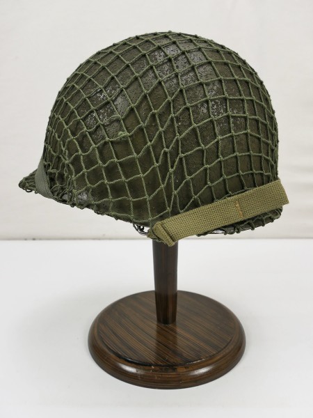 US ARMY WW2 M1 Stahlhelm Rauhtarn mit Liner Kinnriemen Helmnetz
