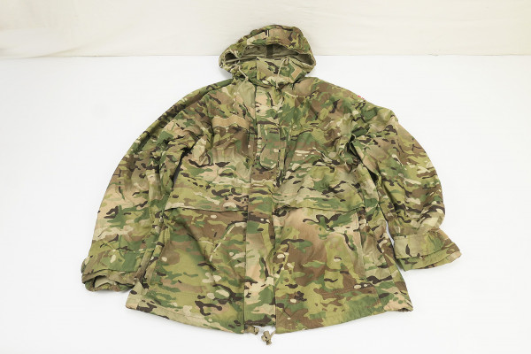 #1 Dänemark Gore-tex Nässeschutz Jacke Gr.M Multicam 2017