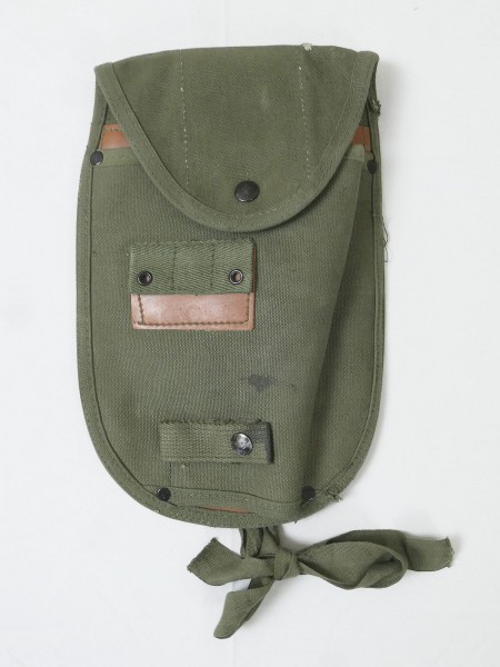 1x TYPE US ARMY Vietnam M-1956 LCE E-Tool Carrier pouch / Klappspatentasche
