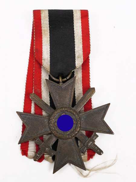 Original Kriegsverdienstkreuz 2.Klasse mit Schwertern KVK 1939 am Band