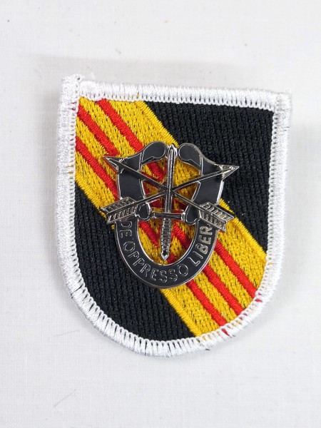 US ARMY SPECIAL FORCES Stoffabzeichen Aufnäher mit Metall Badge / PIN