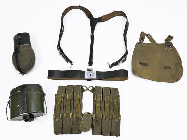 MP40 Koppelzeug Sturmgepäck - Koppel mit Koppelschloss Y-Riemen Brotbeutel Magazintaschen