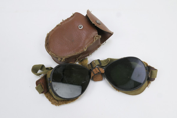 #A US ARMY WW2 Ski + Mountain Trooper Goggles - Gebirgsjäger Brille in Etui