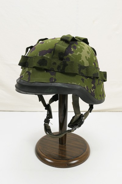 #3 Dänischer Gefechtshelm HMAK - Dänemark Taktischer Helm mit Helmbezug Flecktarn - Medium