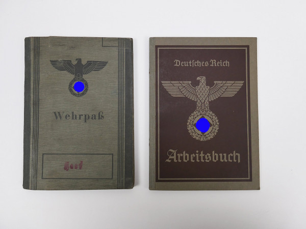 Wehrmacht Wehrpaß Landsturm + Arbeitsbuch Gleiche Person