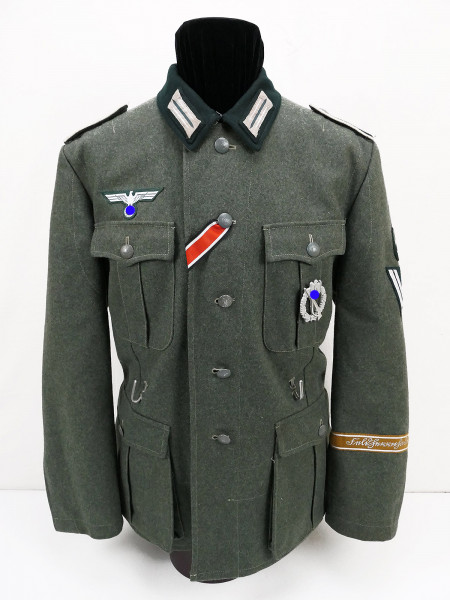 Wehrmacht M36 Feldbluse Kämpfer Feldherrnhalle Uniform voll effektiert aus Museumsauflösung