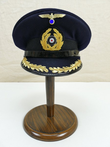 Kriegsmarine Blaue Schirmmütze für einen Marine Kapitän mit Effekten Gr.59