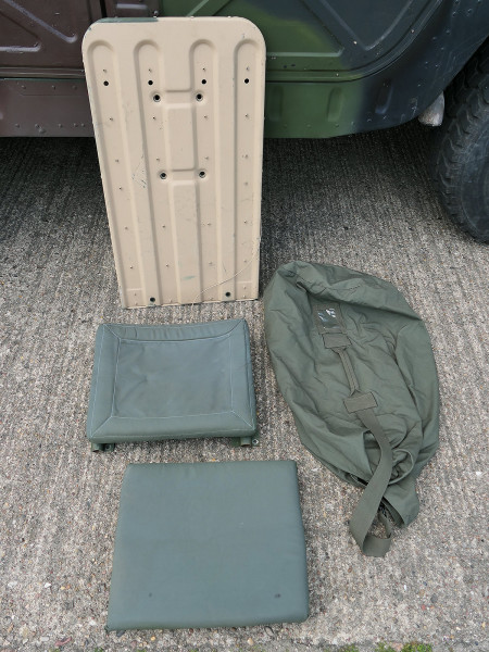 Sitz Teile mit Rückenlehne u. Platte US ARMY Humvee HMMWV M35A2 alle Modelle Hummer Truck