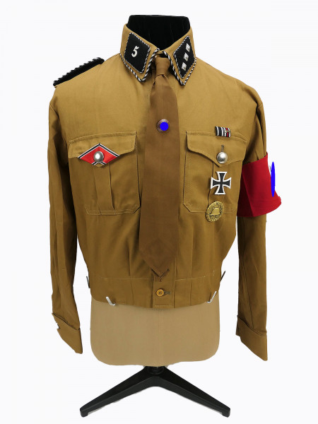SA Sturmführer Uniform - effektiertes Hemd Krawatte Armbinde Effekten u. Auszeichnungen