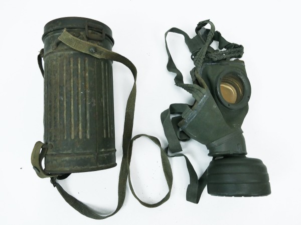 Wehrmacht Original Gasmaske 1938 Filter FE37 in Gasmaskendose mit Original Beriemung