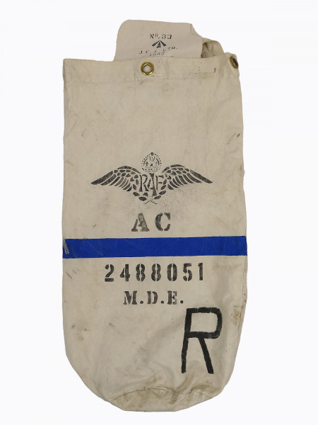 Vintage British Army WW2 Duffle Bag Seesack 1942 Kleider Sack Tasche BERLIN BLITZ Comic Noseart