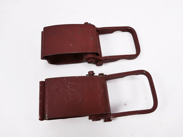 1x Halter / Halterung für Kübelwagen VW82 Schwimmwagen VW166 Krad Gespann grundiert 2cm