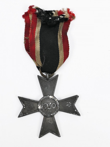 Original Kriegsverdienstkreuz 2.Klasse ohne Schwerter KVK 1939 am Band