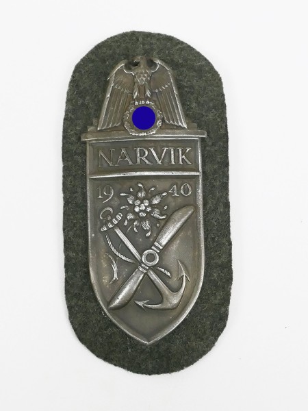 Wehrmacht Narvik 1940 Ärmelschild Narvikschild für Feldbluse feldgrauer Untergrund