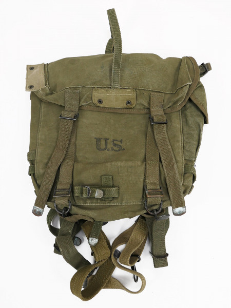 US Army WW2 Field Pack Combat Rigger made 1944 mit Suspenders Kampftasche